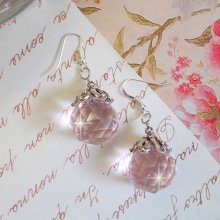 BO Rose Irisée met Swarovski kristallen bolletjes en 925/1000 zilveren oorhaken